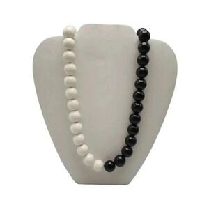 Black and White Acrylic Bead Beaded Necklace Vintage 30.5 in